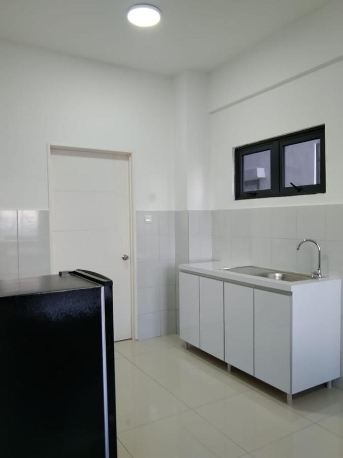 Inadh Suites @ Icon Residence With Pool Kuala Terengganu Exterior foto