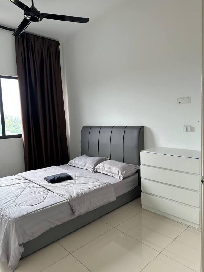 Inadh Suites @ Icon Residence With Pool Kuala Terengganu Exterior foto